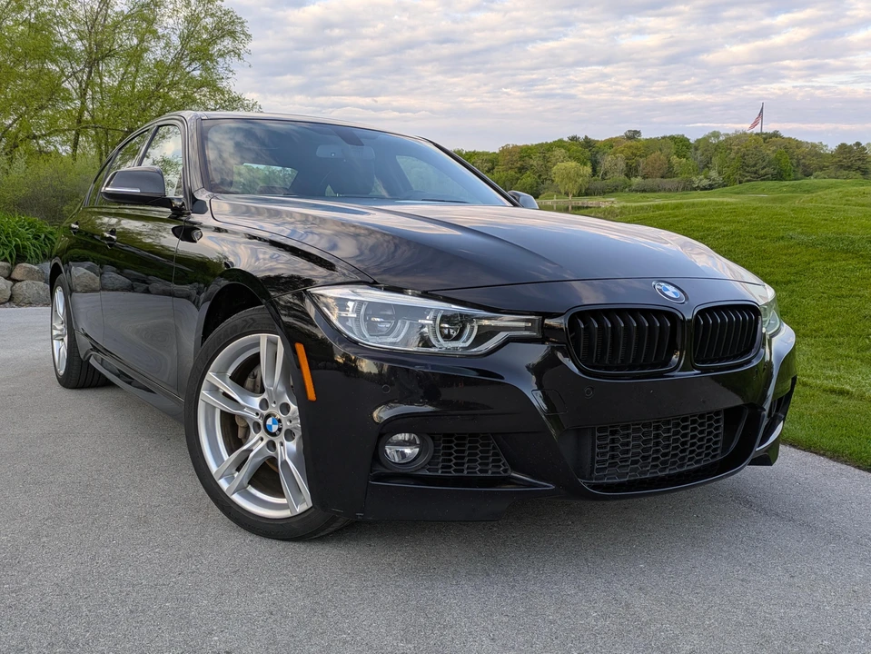 2016 BMW F30 335i & 340i Sedan - Image 28 of 31
