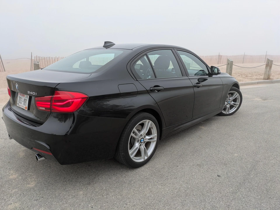 2016 BMW F30 335i & 340i Sedan - Image 8 of 31