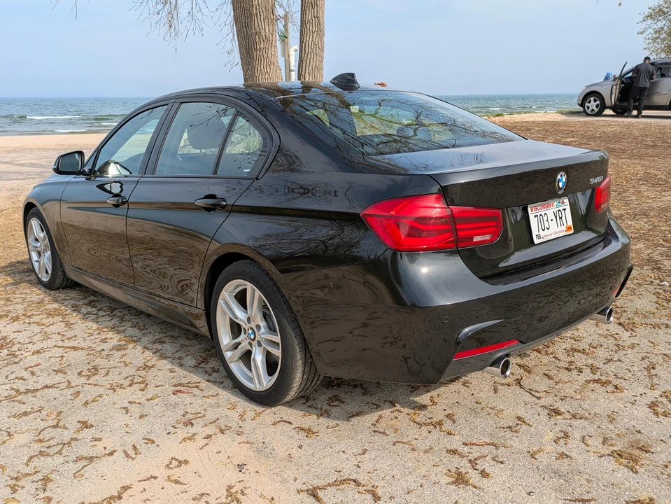 2016 BMW F30 335i & 340i Sedan - Image 11 of 31