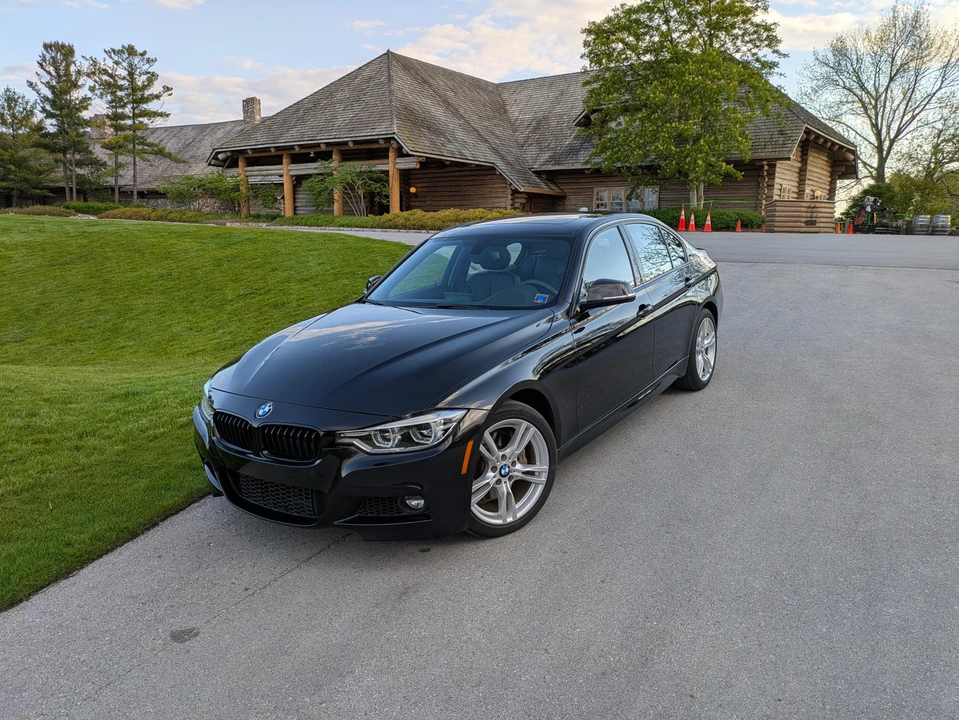 2016 BMW F30 335i & 340i Sedan - Image 16 of 31