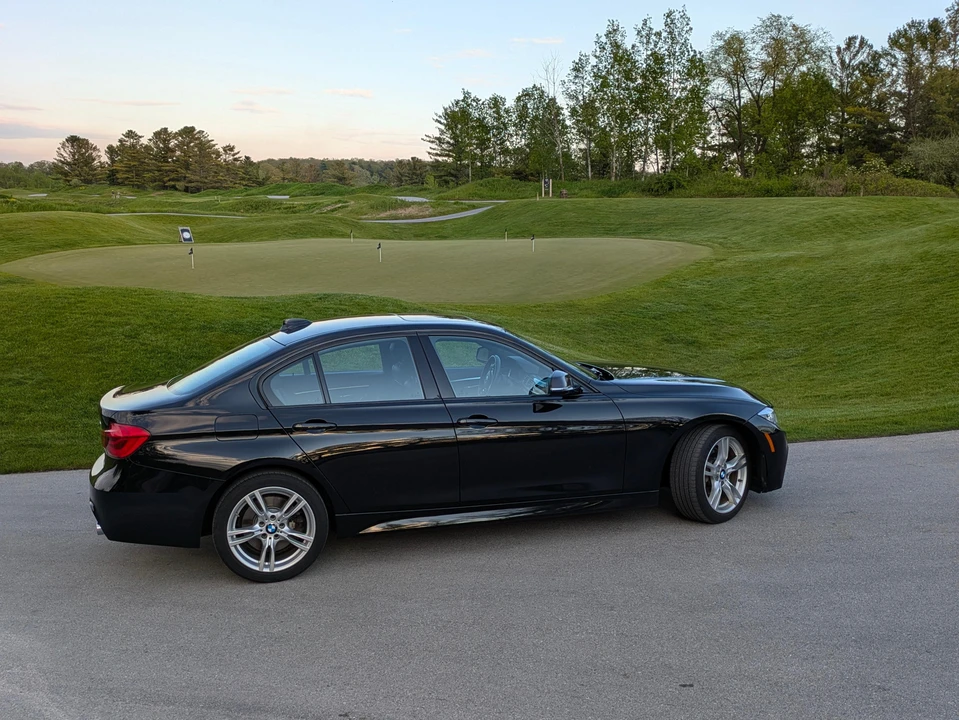 2016 BMW F30 335i & 340i Sedan - Image 25 of 31