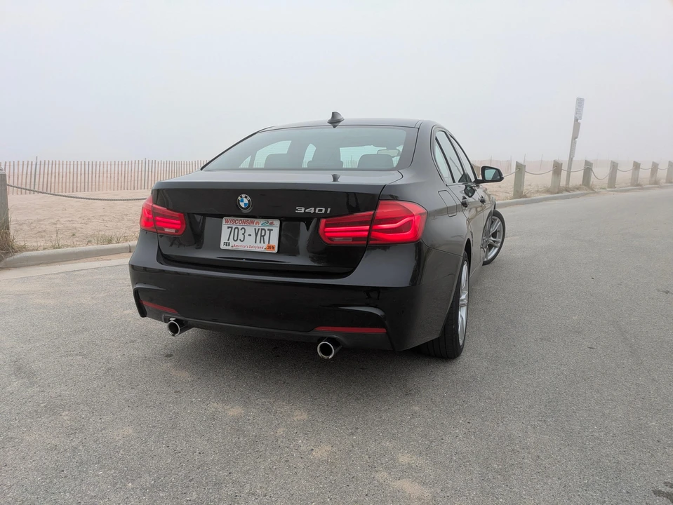 2016 BMW F30 335i & 340i Sedan - Image 7 of 31