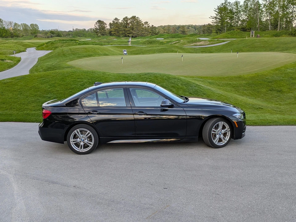 2016 BMW F30 335i & 340i Sedan - Image 26 of 31