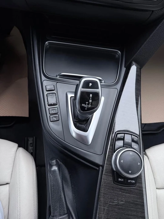 2016 BMW 4 Series - Image 11 of 12