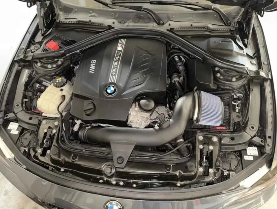 2016 BMW 4 Series - Image 15 of 17