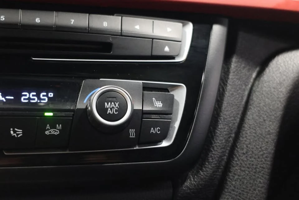 2016 BMW 4 Series - Image 17 of 20