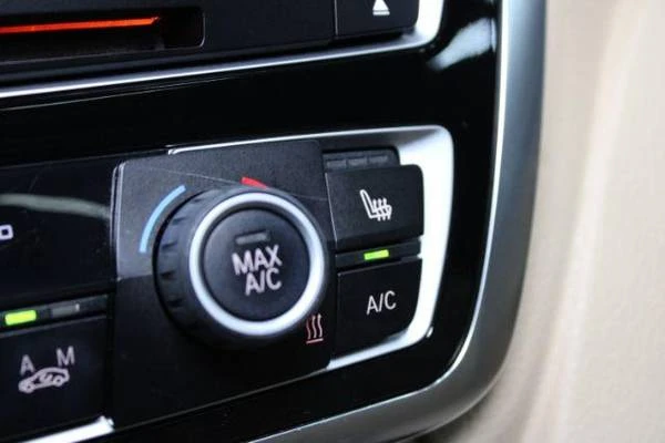 2016 BMW 4 Series - Image 17 of 21