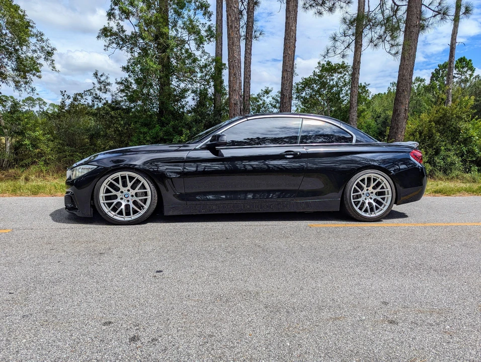 2016 BMW F33 435i & 440i Convertible - Image 13 of 31