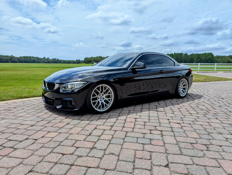 2016 BMW F33 435i & 440i Convertible - Image 12 of 31