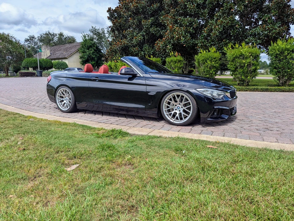 2016 BMW F33 435i & 440i Convertible - Image 9 of 31