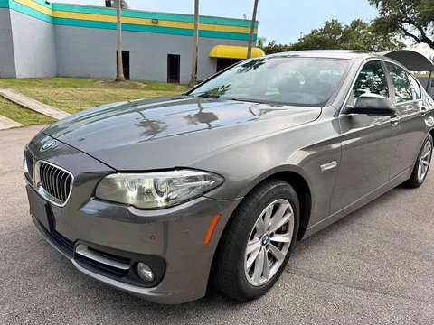 2016 BMW 5 Series 525i Sedan 4D