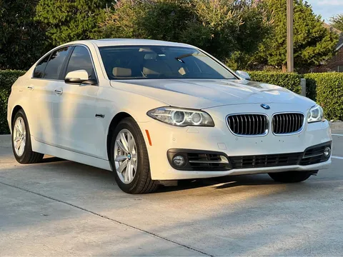 2016 BMW 5 Series 528i Sedan 4D