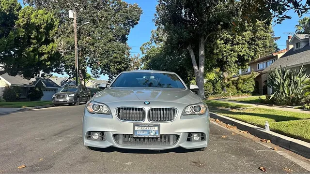 2016 BMW 5 Series 528i Sedan 4D
