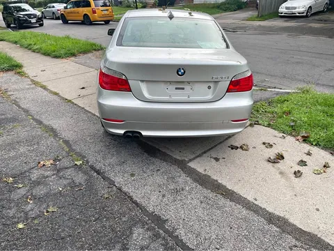 2016 BMW 5 Series 528i Sedan