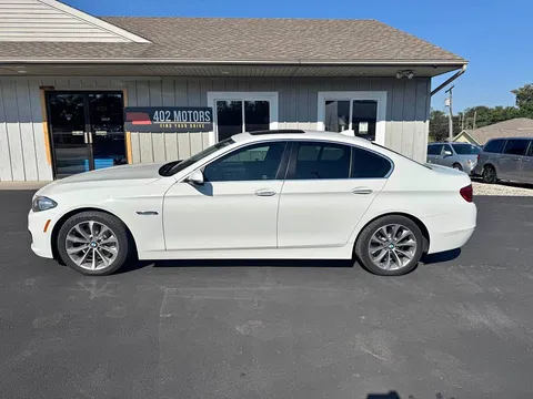 2016 BMW 5 Series 528i Sedan 4D