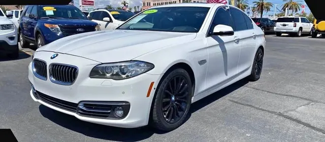 2016 BMW 5 Series 528i Sedan 4D