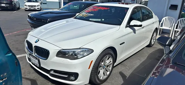 2016 BMW 5 Series 528i Sedan 4D