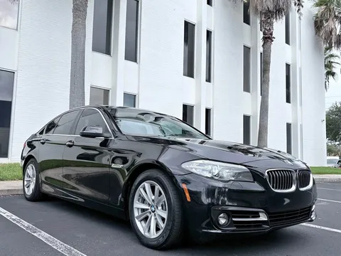2016 BMW 5 Series 528i Sedan 4D