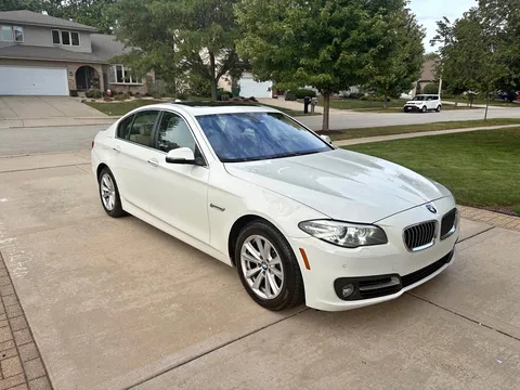 2016 BMW 5 Series 528i Sedan 4D