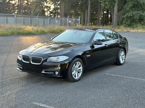 2016 BMW 5 Series 528i Sedan 4D