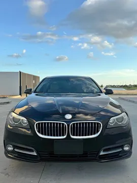 2016 BMW 5 Series 528i Sedan 4D