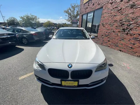 2016 BMW 5 Series 528i xDrive Sedan 4D