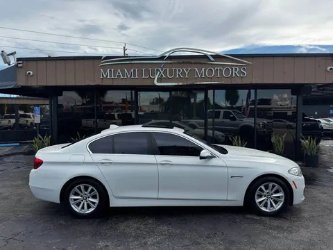 2016 BMW 5 Series 528i xDrive Sedan 4D