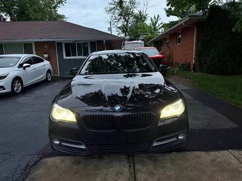 2016 BMW 5 Series 528i xDrive Sedan 4D