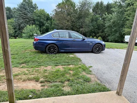 2016 BMW 5 Series 528i xDrive Sedan 4D