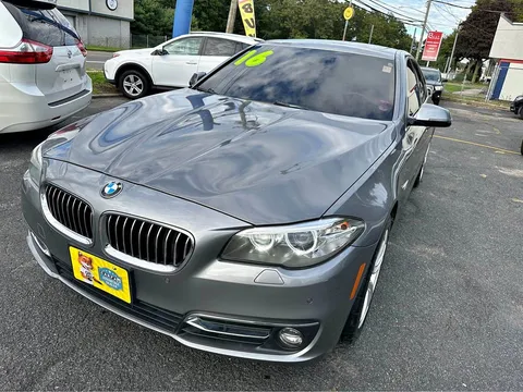 2016 BMW 5 Series 528i xDrive Sedan