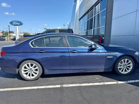 2016 BMW 5 Series 530i Sedan 4D