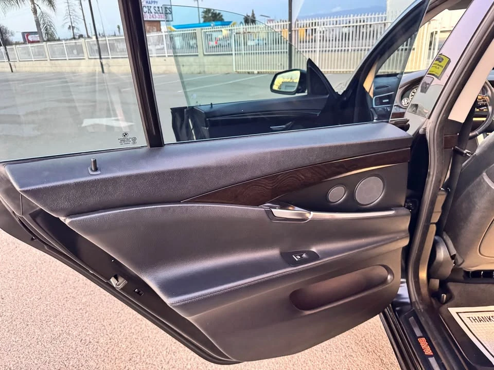 2016 BMW 5 Series - Image 12 of 20