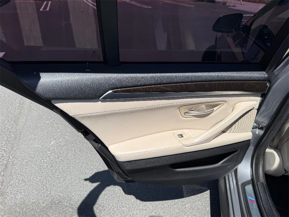2016 BMW F10 5 Series Sedan - Image 16 of 30