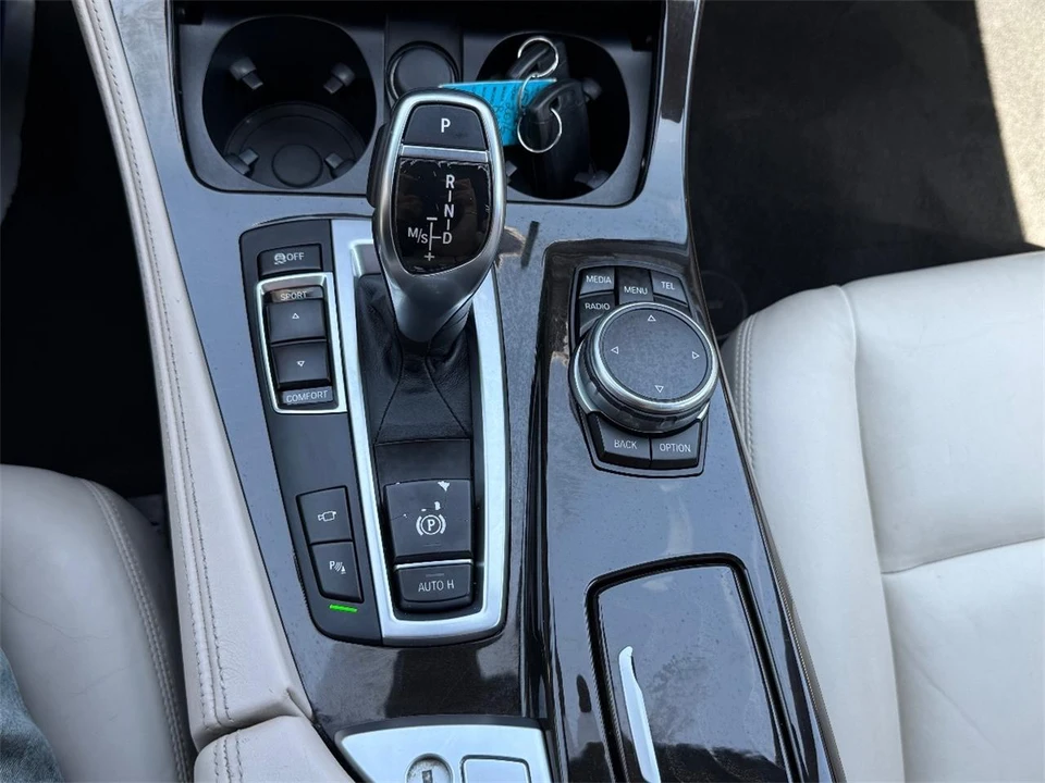2016 BMW F10 5 Series Sedan - Image 28 of 30