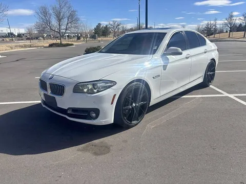2016 BMW 5 Series 528i