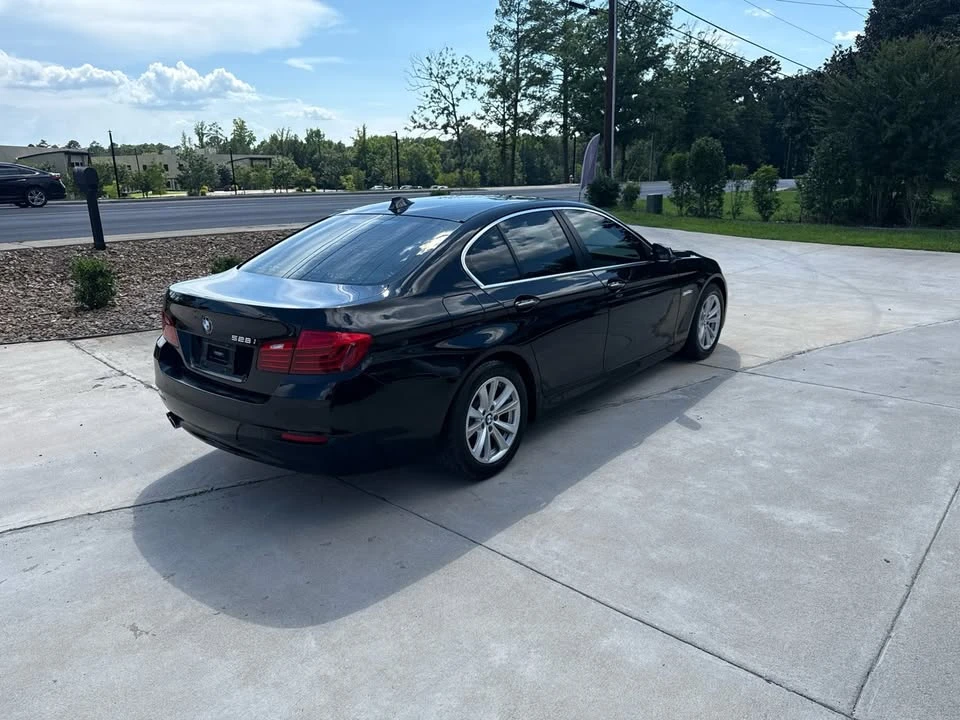 2016 BMW M5 - Image 9 of 20