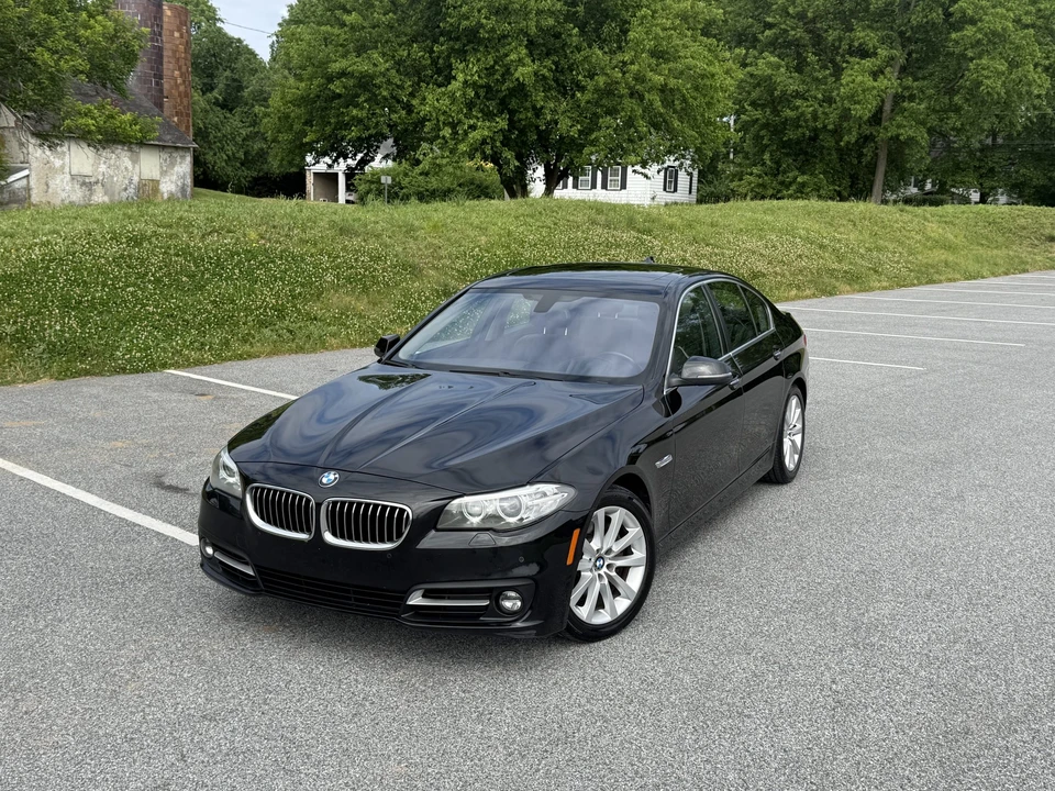 2016 BMW F10 5 Series Sedan - Image 4 of 31
