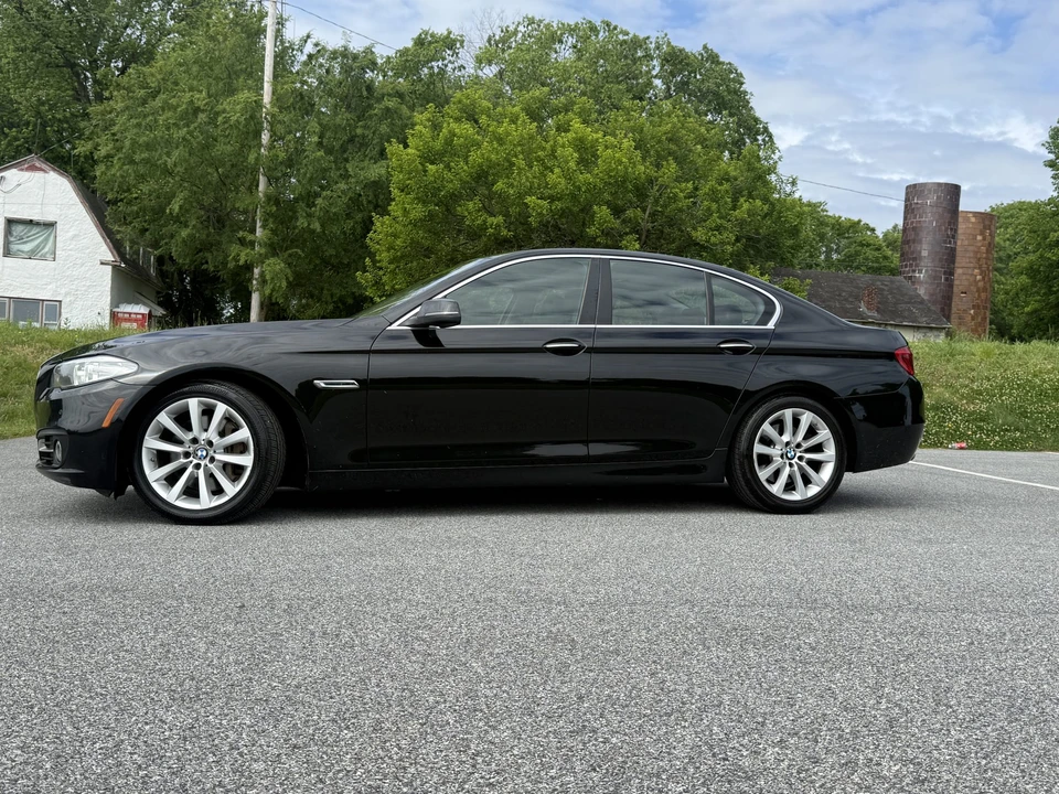 2016 BMW F10 5 Series Sedan - Image 5 of 31