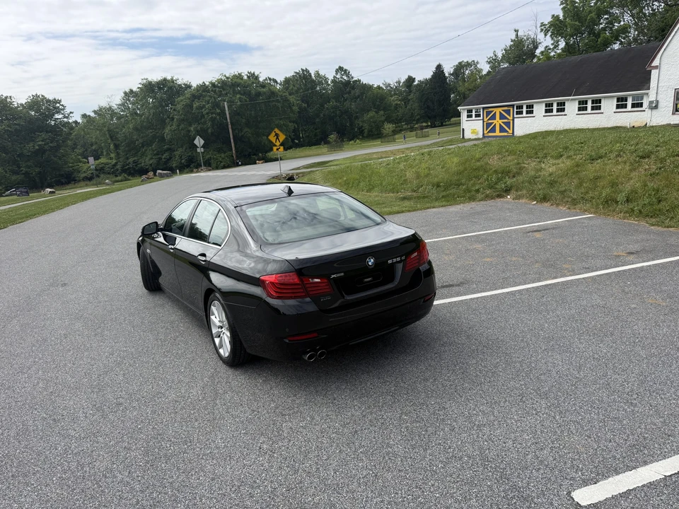 2016 BMW F10 5 Series Sedan - Image 10 of 31
