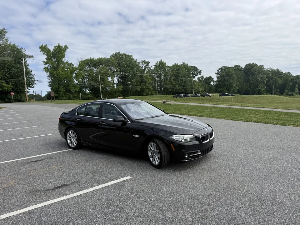 2016 BMW F10 5 Series Sedan - Image 25 of 31