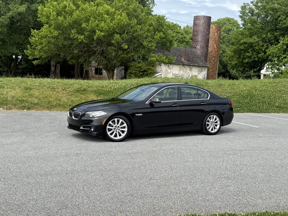 2016 BMW F10 5 Series Sedan - Image 31 of 31