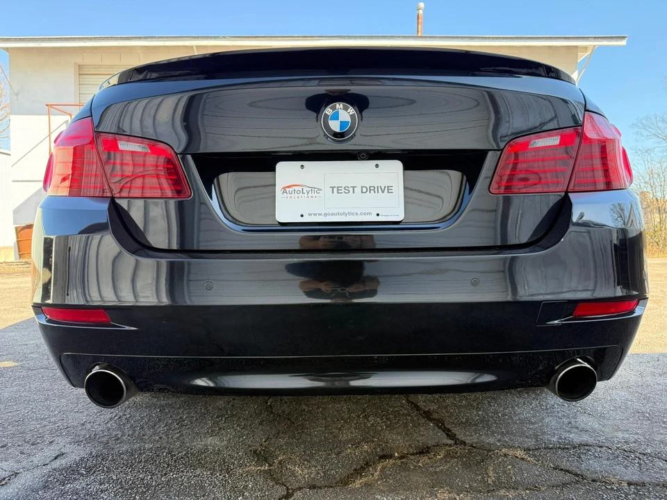 2016 BMW F10 5 Series Sedan - Image 15 of 31