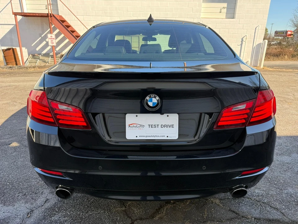 2016 BMW F10 5 Series Sedan - Image 14 of 31