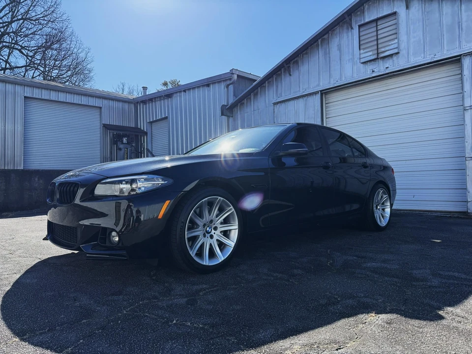 2016 BMW F10 5 Series Sedan - Image 9 of 31