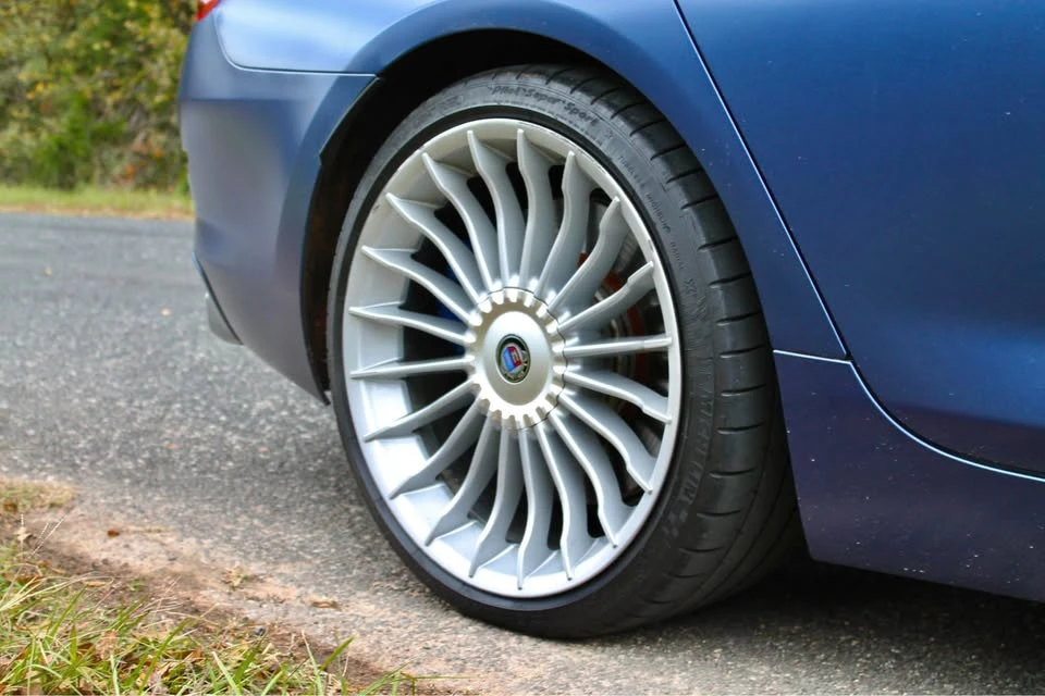 2016 BMW Alpina B6 - Image 9 of 15