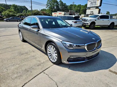 2016 BMW 7 Series 740i Sedan