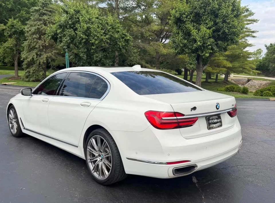 2016 BMW G11/G12 7 Series - Image 4 of 10
