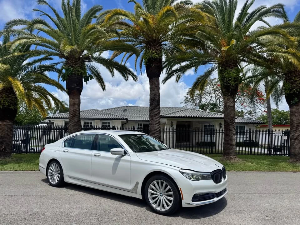 2016 BMW G11/G12 7 Series - Image 10 of 20
