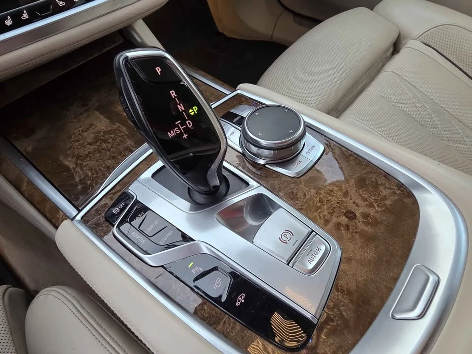 2016 BMW G11/G12 7 Series - Image 13 of 19