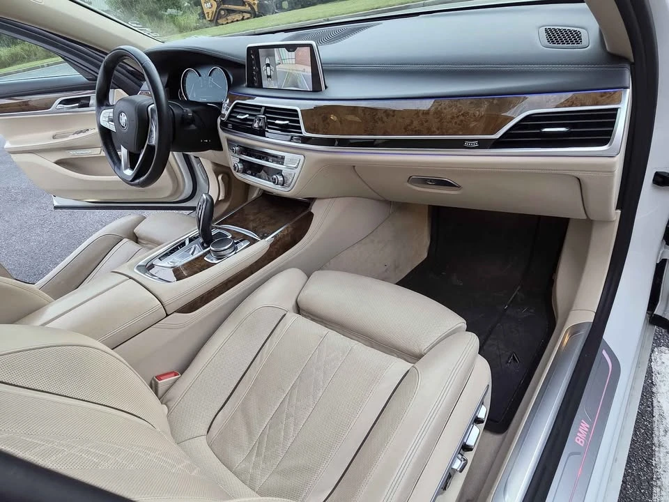 2016 BMW G11/G12 7 Series - Image 10 of 19